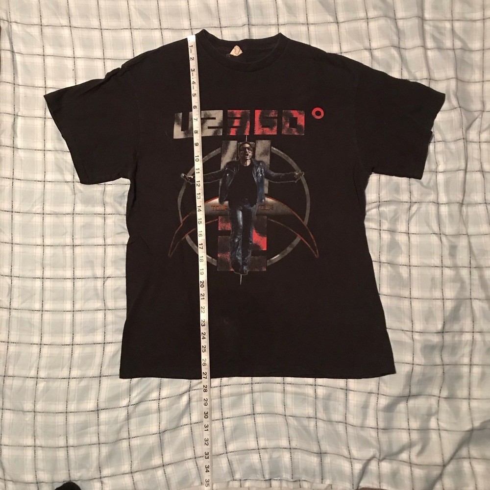 U2 360 tour tee shirt size Lg